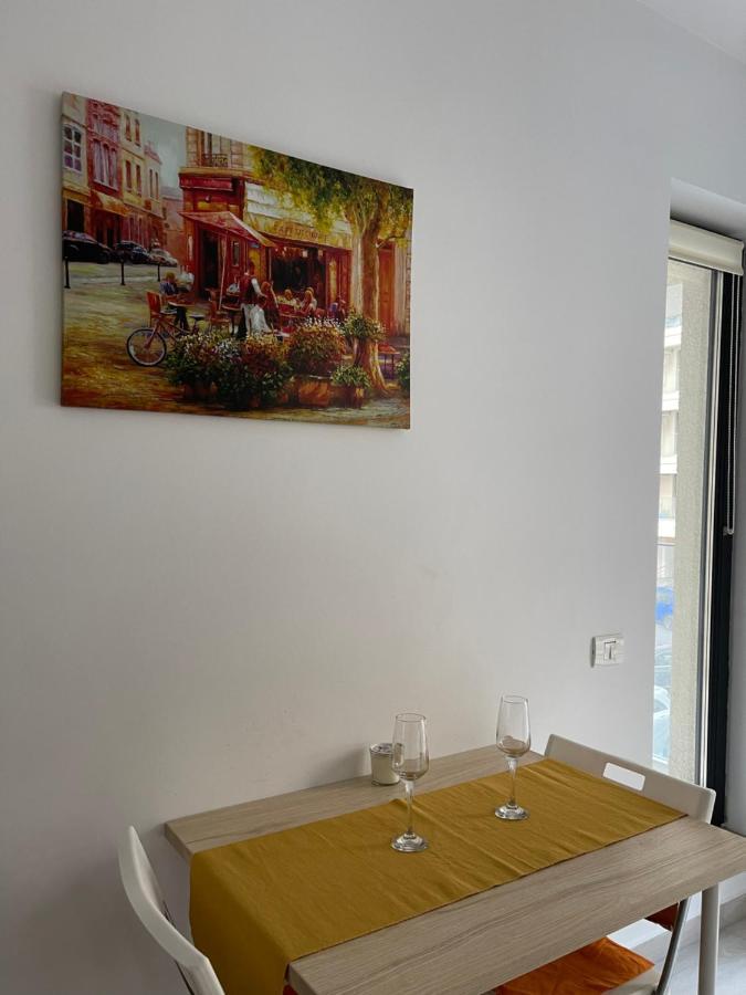 Plaza Luxury Apartment Near Presidential Palace Bukarest Exterior foto